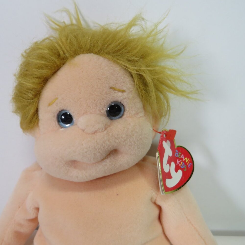 Ty Beanie Baby Doll Chipper Blond Long Haired Baby w tags 1997 Blue Eyes